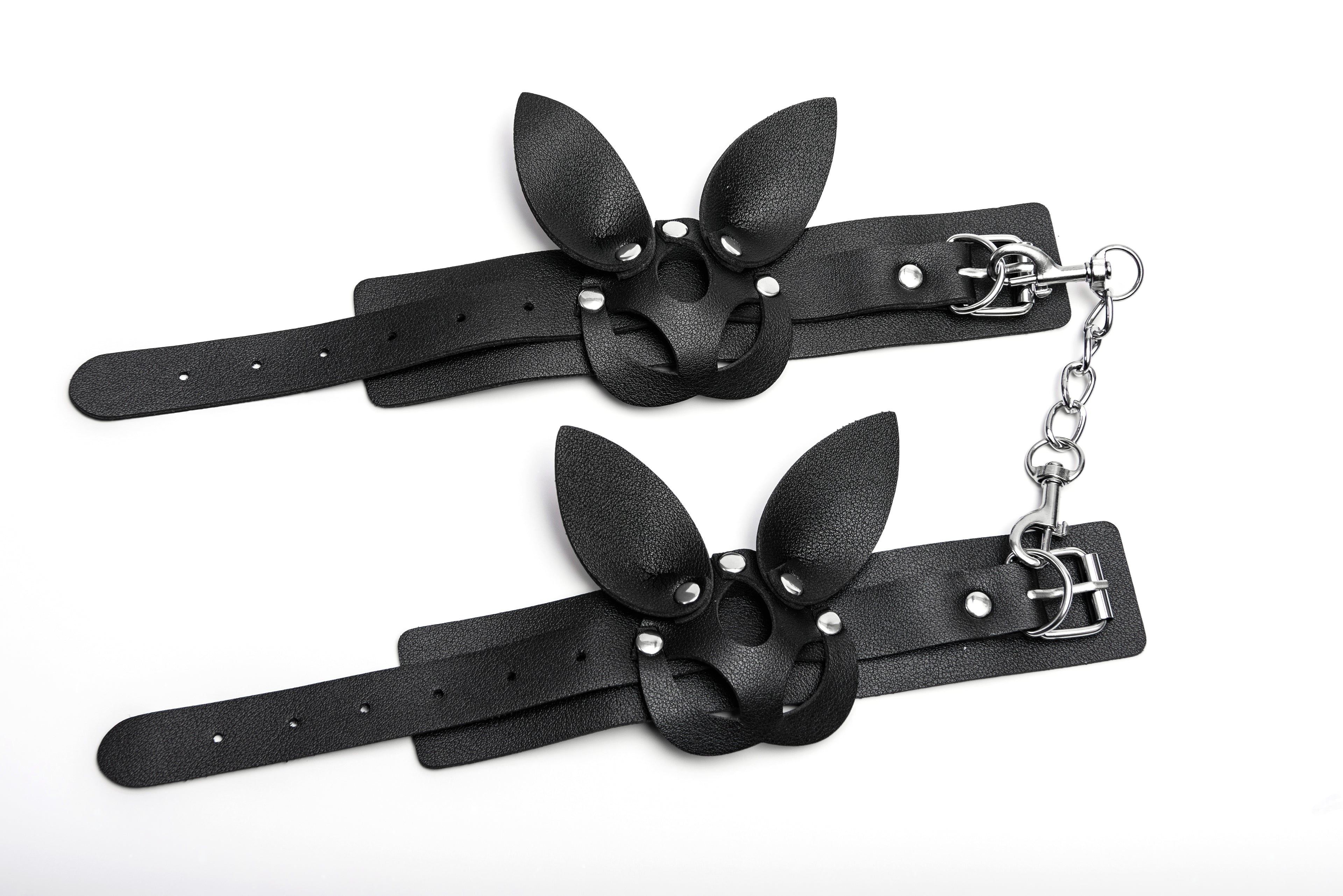 Riešų aksesuaras „Leather Bunny Chain“