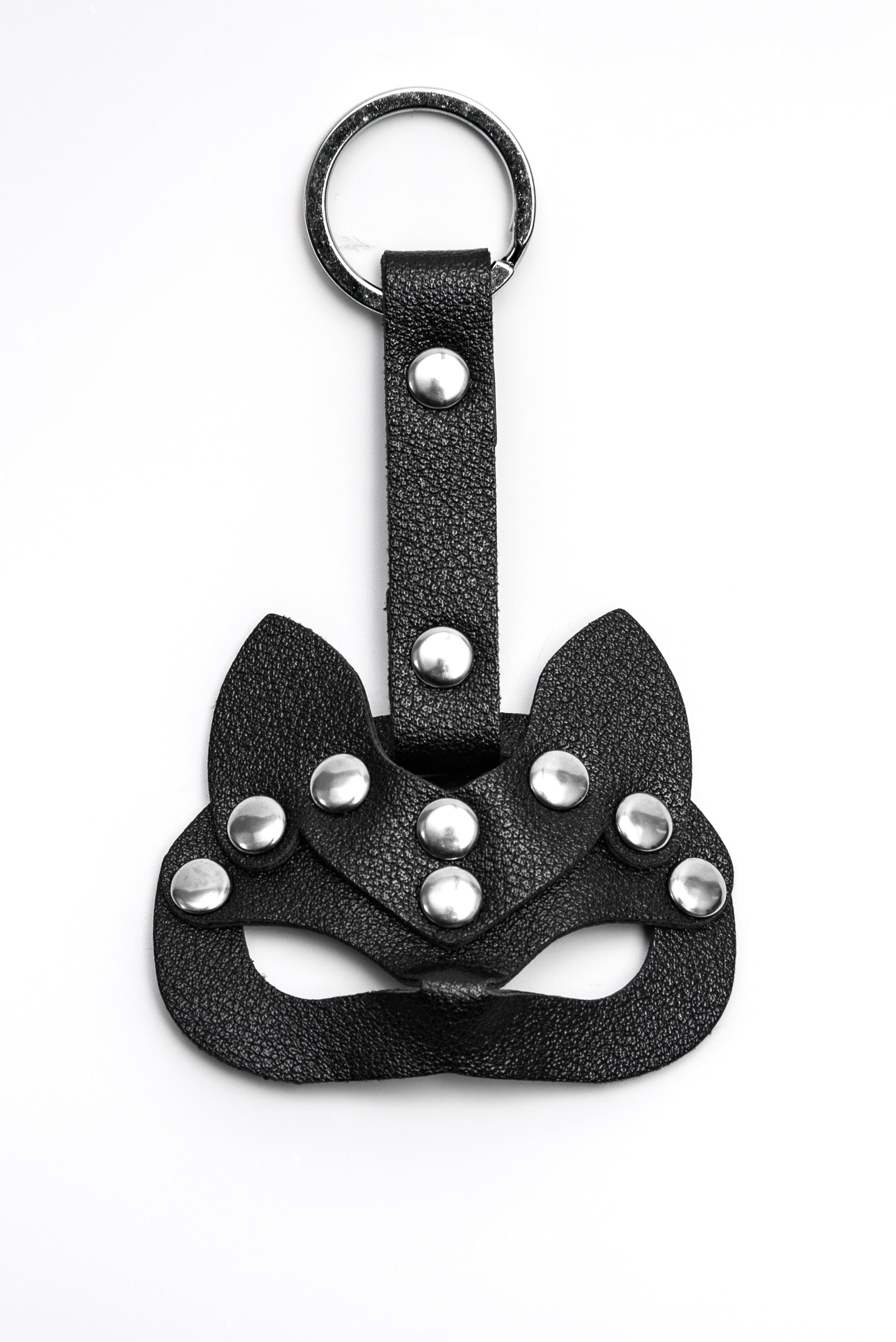 Pakabutis „Black Leather Mask Charm“