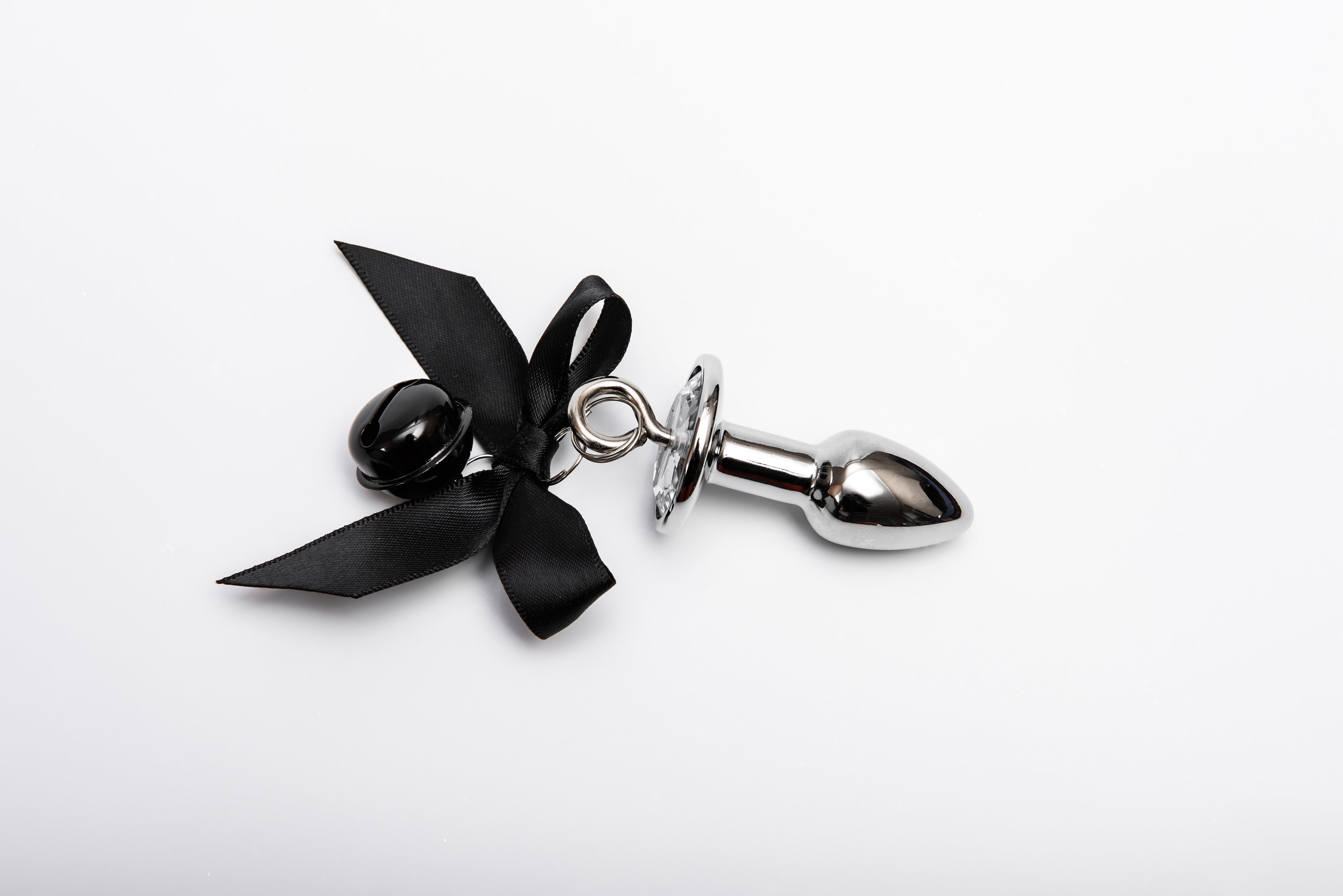 Analinis kaištis „Black Bow Plug“
